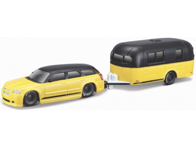 Dodge MAGNUM R/T 2006 +CAMPER TRAILER